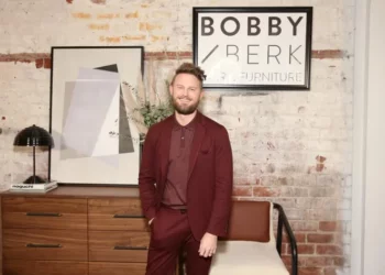 Bobby Berk Furniture Avis